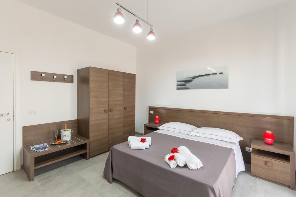 Miamo Suite Кастелламмаре-ди-Стабия Экстерьер фото