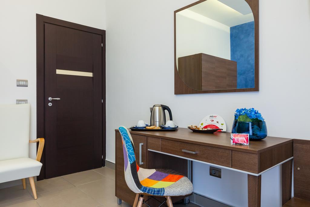 Miamo Suite Кастелламмаре-ди-Стабия Экстерьер фото